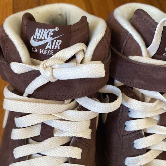 Nike Air Force 1 - Picture 3 of 4